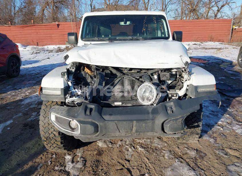 Photo 12 of 2018 Jeep Wrangler UNLIMITED SAHARA 4X4 (VIN 1C4HJXEG3JW184976)