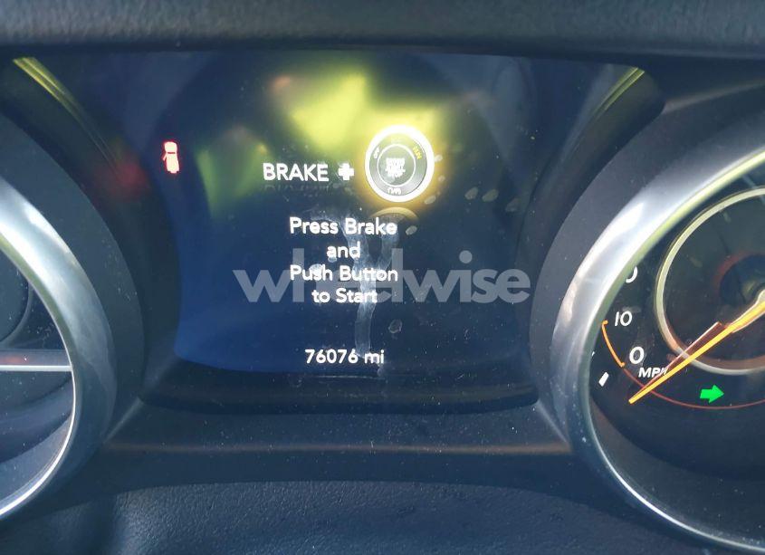 Photo 15 of 2018 Jeep Wrangler UNLIMITED SAHARA 4X4 (VIN 1C4HJXEG3JW184976)