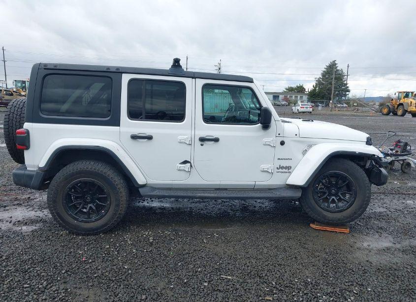 Photo 13 of 2018 Jeep Wrangler UNLIMITED SAHARA 4X4 (VIN 1C4HJXEG3JW212162)