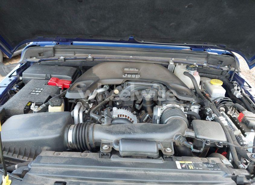 Photo 10 of 2018 Jeep Wrangler UNLIMITED SAHARA 4X4 (VIN 1C4HJXEG3JW253245)