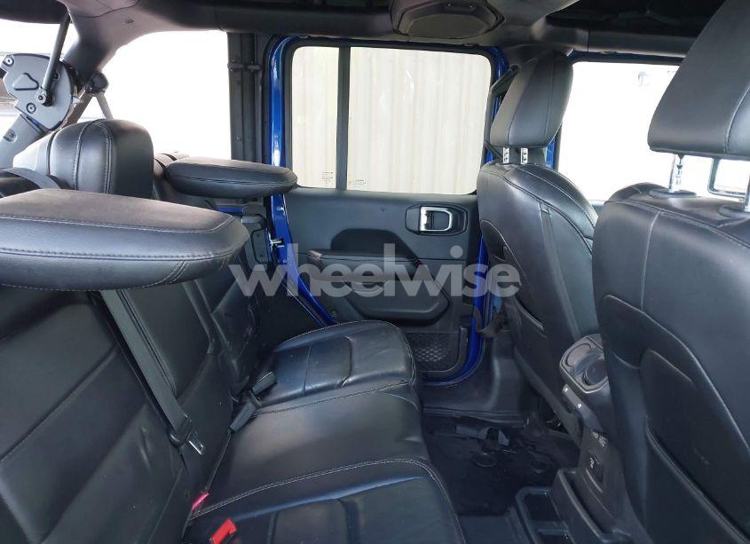 Photo 8 of 2018 Jeep Wrangler UNLIMITED SAHARA 4X4 (VIN 1C4HJXEG3JW253245)