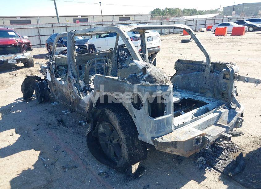 Photo 3 of 2018 Jeep Wrangler UNLIMITED SAHARA 4X4 (VIN 1C4HJXEG3JW331331)