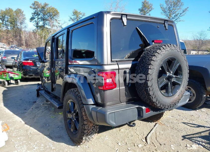 Photo 3 of 2019 Jeep Wrangler UNLIMITED SAHARA ALTITUDE 4X4 (VIN 1C4HJXEG3KW641979)