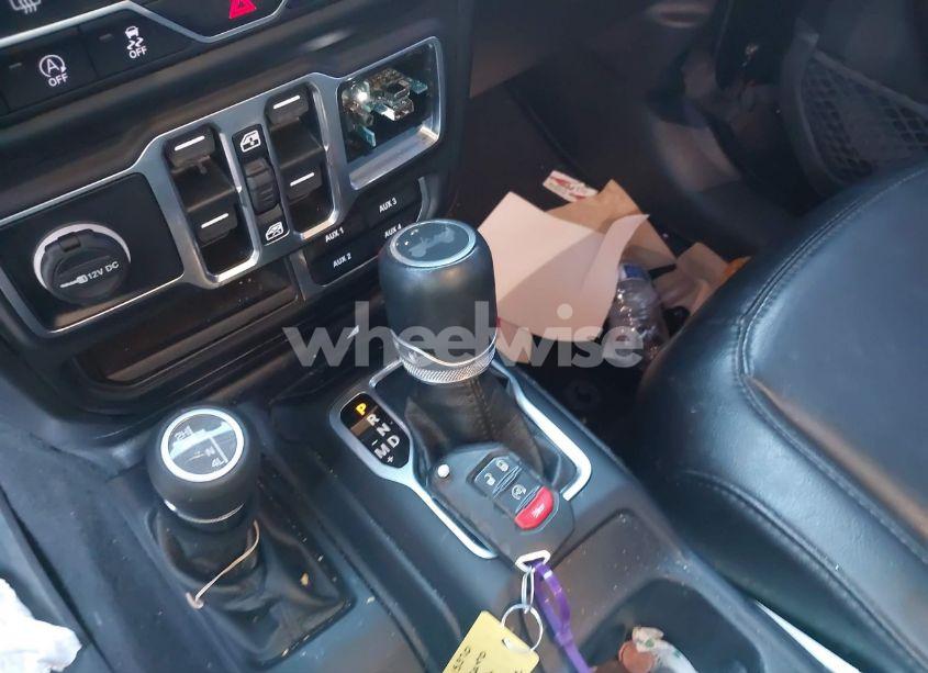 Photo 11 of 2020 Jeep Wrangler UNLIMITED SAHARA ALTITUDE 4X4 (VIN 1C4HJXEG3LW211192)