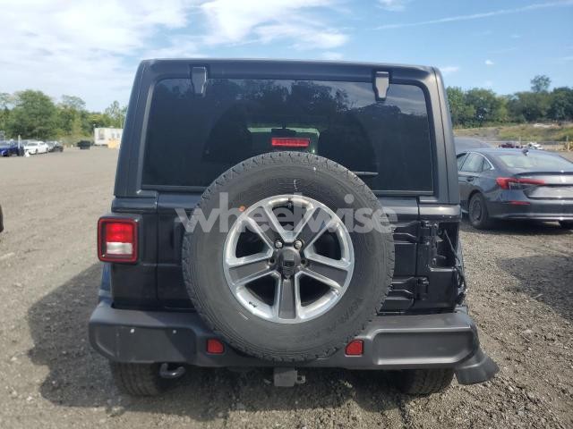 Photo 12 of 2022 JEEP WRANGLER UNLIMITED SAHARA (VIN 1C4HJXEG3NW120684)