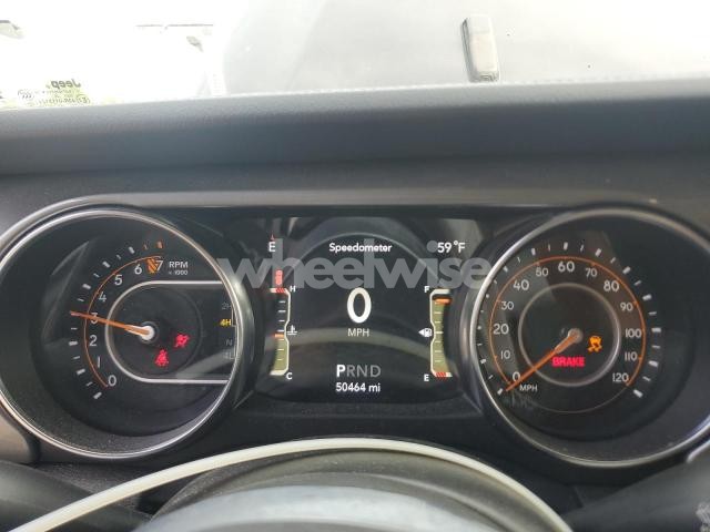 Photo 8 of 2022 JEEP WRANGLER UNLIMITED SAHARA (VIN 1C4HJXEG3NW120684)