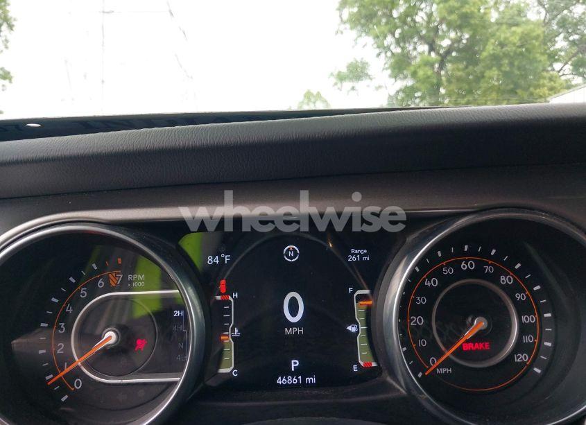 Photo 7 of 2018 Jeep Wrangler UNLIMITED SAHARA 4X4 (VIN 1C4HJXEG4JW316496)