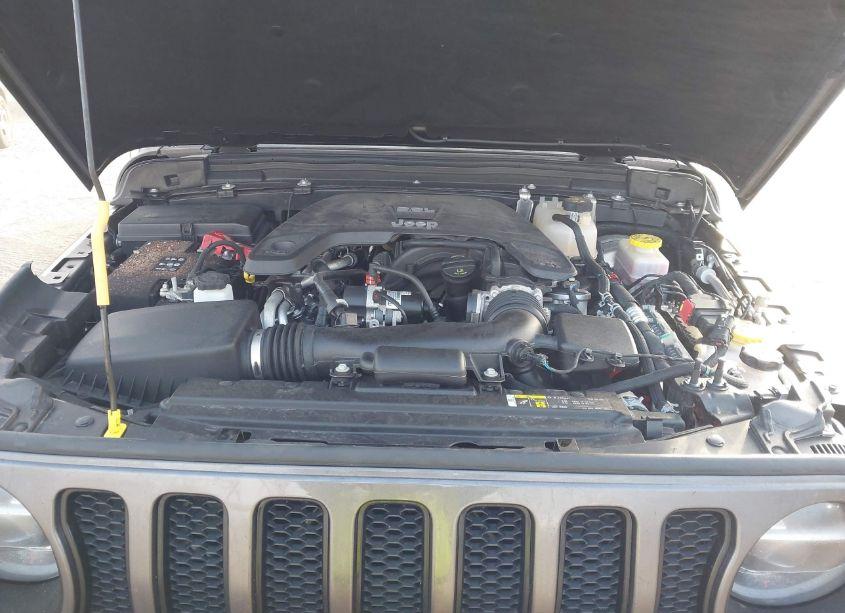Photo 10 of 2020 Jeep Wrangler UNLIMITED SAHARA ALTITUDE 4X4 (VIN 1C4HJXEG4LW145476)