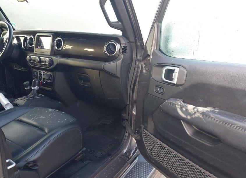 Photo 5 of 2020 Jeep Wrangler UNLIMITED SAHARA ALTITUDE 4X4 (VIN 1C4HJXEG4LW145476)