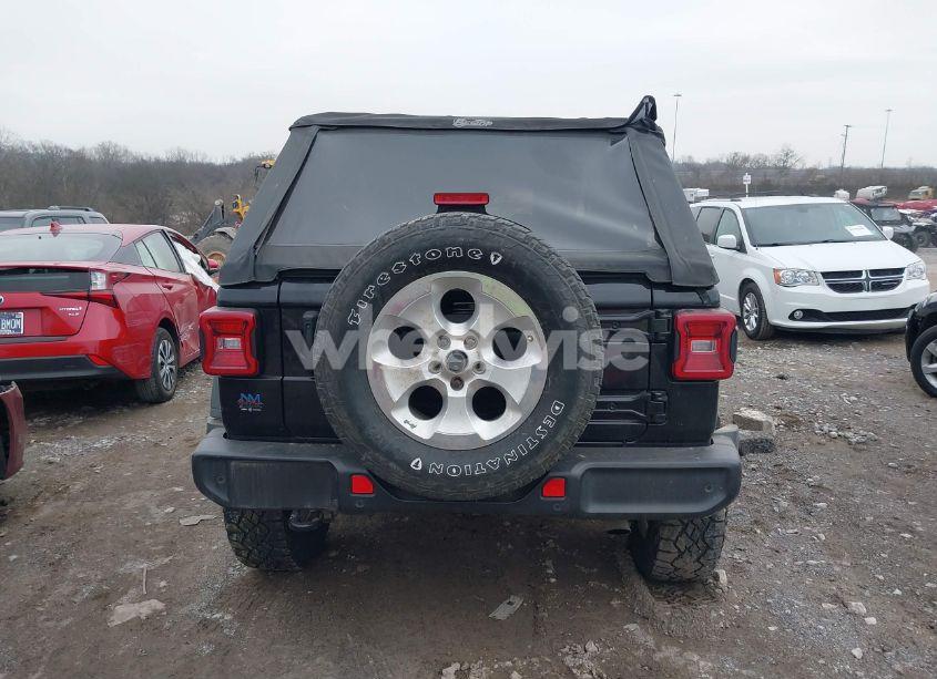 Photo 16 of 2021 Jeep Wrangler UNLIMITED SAHARA ALTITUDE 4X4 (VIN 1C4HJXEG4MW603793)