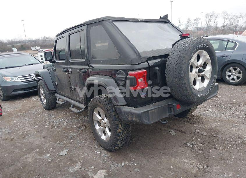 Photo 3 of 2021 Jeep Wrangler UNLIMITED SAHARA ALTITUDE 4X4 (VIN 1C4HJXEG4MW603793)