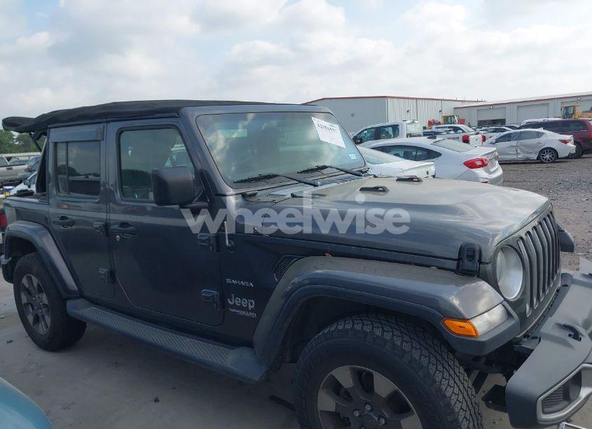 Photo 13 of 2018 Jeep Wrangler UNLIMITED SAHARA 4X4 (VIN 1C4HJXEG5JW194523)