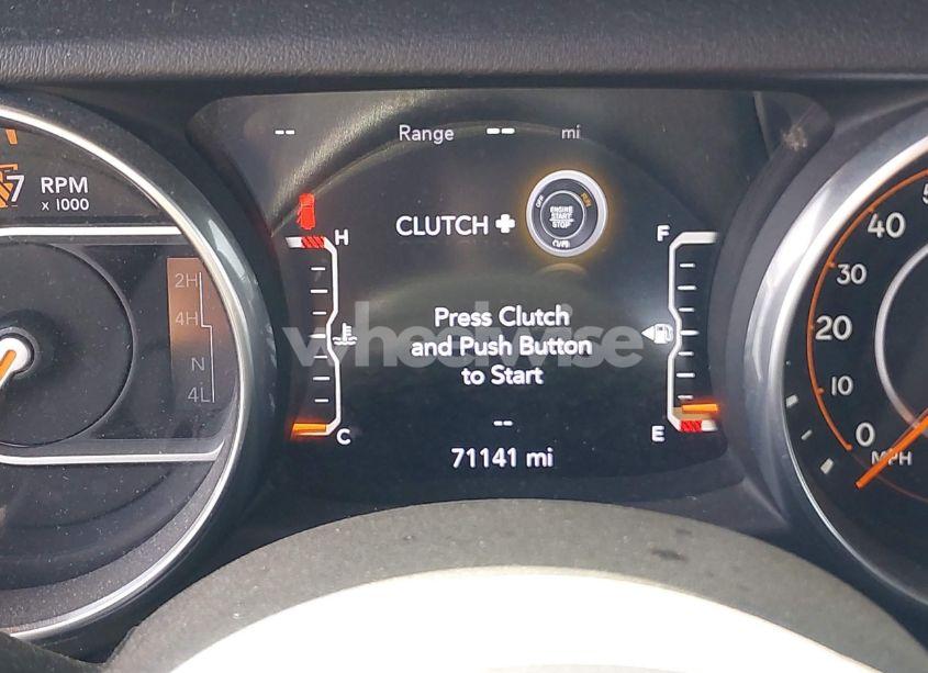 Photo 15 of 2018 Jeep Wrangler UNLIMITED SAHARA 4X4 (VIN 1C4HJXEG5JW194523)