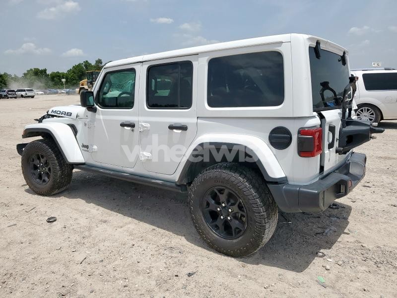 Photo 12 of 2018 JEEP WRANGLER UNLIMITED SAHARA (VIN 1C4HJXEG5JW294430)