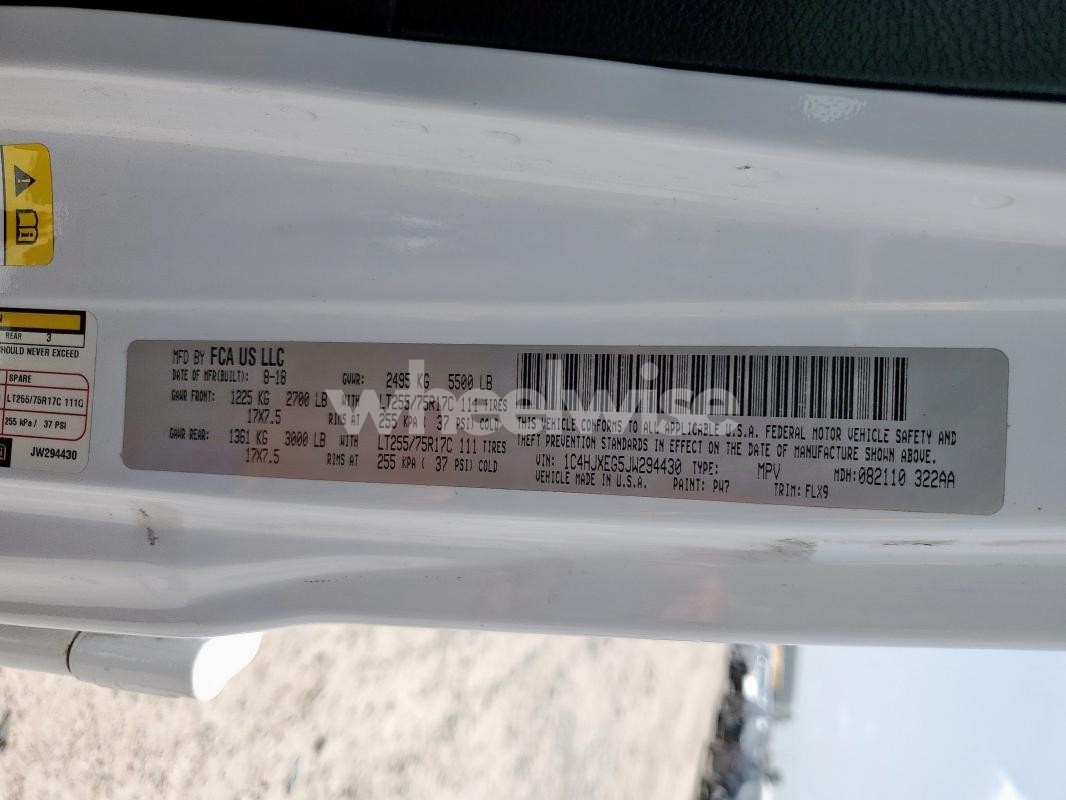 Photo 7 of 2018 JEEP WRANGLER UNLIMITED SAHARA (VIN 1C4HJXEG5JW294430)