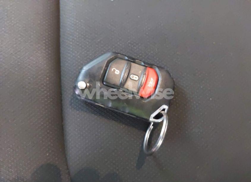 Photo 11 of 2019 Jeep Wrangler UNLIMITED SAHARA 4X4 (VIN 1C4HJXEG5KW515140)