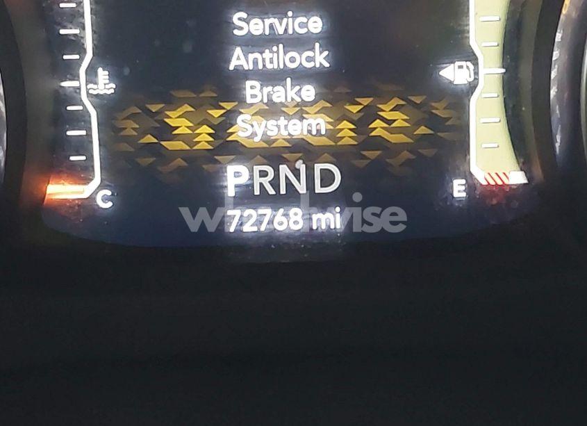 Photo 15 of 2019 Jeep Wrangler UNLIMITED SAHARA 4X4 (VIN 1C4HJXEG5KW515140)