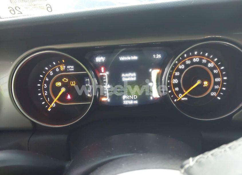 Photo 7 of 2019 Jeep Wrangler UNLIMITED SAHARA 4X4 (VIN 1C4HJXEG5KW515140)