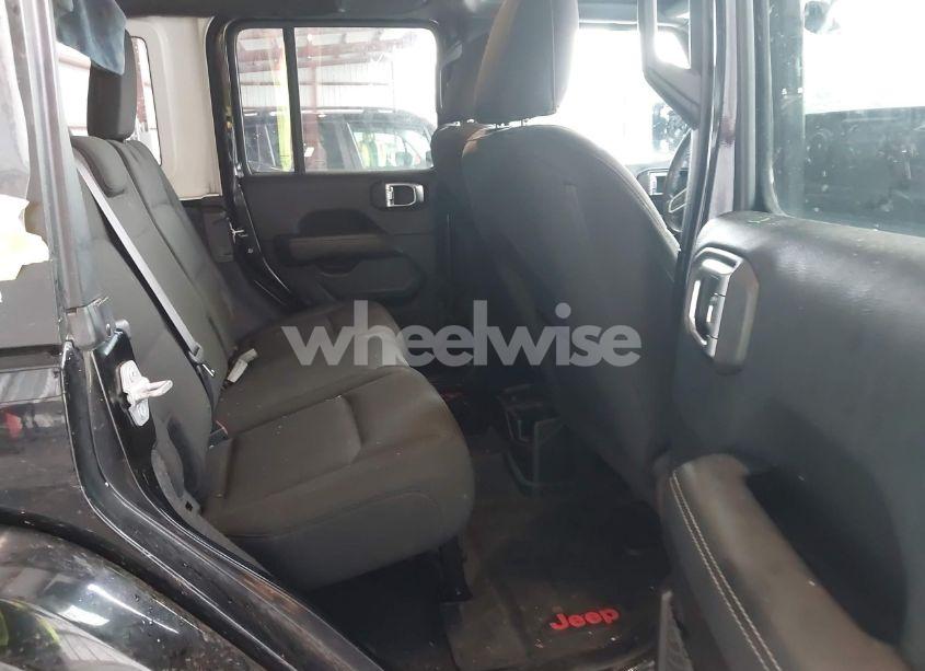 Photo 8 of 2019 Jeep Wrangler UNLIMITED SAHARA 4X4 (VIN 1C4HJXEG5KW515140)