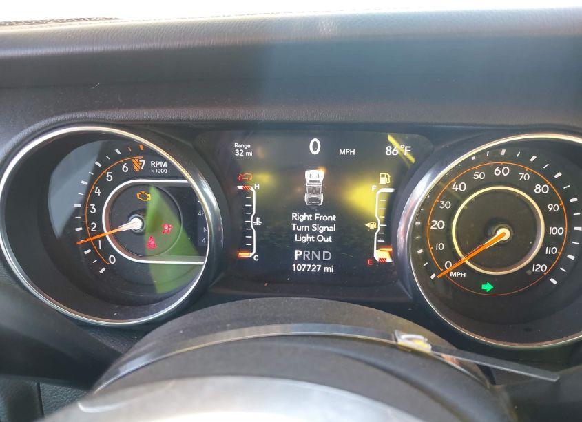 Photo 7 of 2019 Jeep Wrangler UNLIMITED SAHARA 4X4 (VIN 1C4HJXEG5KW531547)