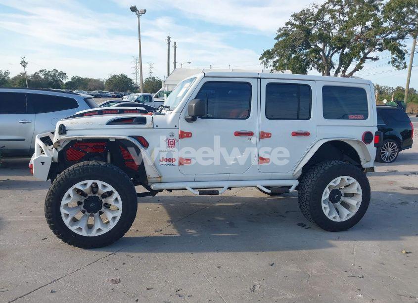 Photo 14 of 2019 Jeep Wrangler UNLIMITED SAHARA (VIN 1C4HJXEG5KW600740)