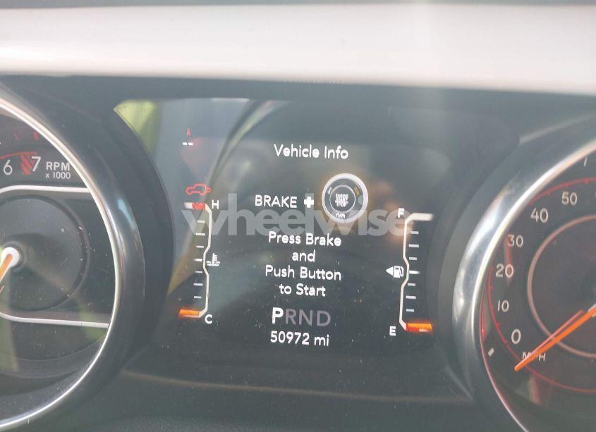 Photo 7 of 2019 Jeep Wrangler UNLIMITED SAHARA (VIN 1C4HJXEG5KW600740)