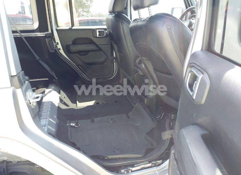 Photo 8 of 2020 Jeep Wrangler UNLIMITED SAHARA ALTITUDE 4X4 (VIN 1C4HJXEG5LW288078)