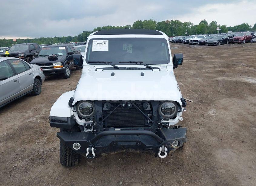 Photo 12 of 2021 Jeep Wrangler UNLIMITED SAHARA ALTITUDE 4X4 (VIN 1C4HJXEG5MW764573)