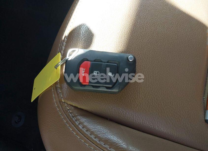 Photo 11 of 2022 Jeep Wrangler UNLIMITED SAHARA 4X4 (VIN 1C4HJXEG5NW109153)