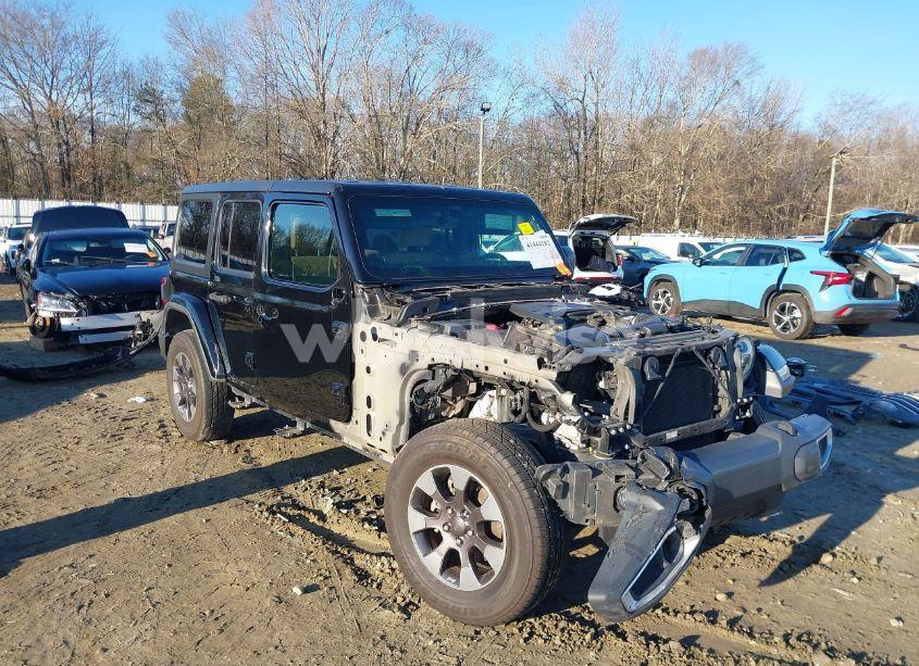 Photo 6 of 2018 Jeep Wrangler UNLIMITED SAHARA 4X4 (VIN 1C4HJXEG6JW115098)