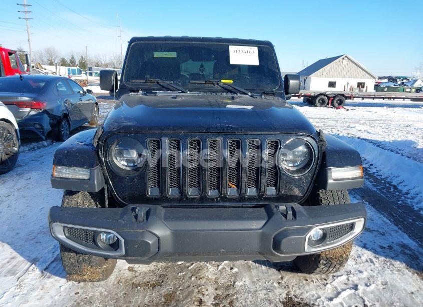 Photo 12 of 2018 Jeep Wrangler UNLIMITED SAHARA 4X4 (VIN 1C4HJXEG6JW223642)