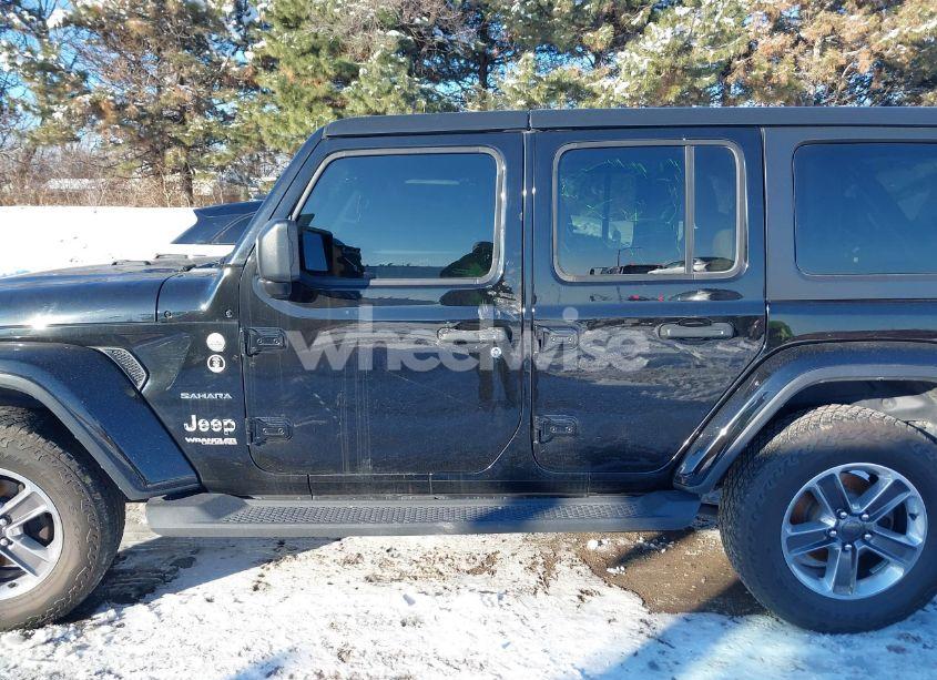 Photo 14 of 2018 Jeep Wrangler UNLIMITED SAHARA 4X4 (VIN 1C4HJXEG6JW223642)