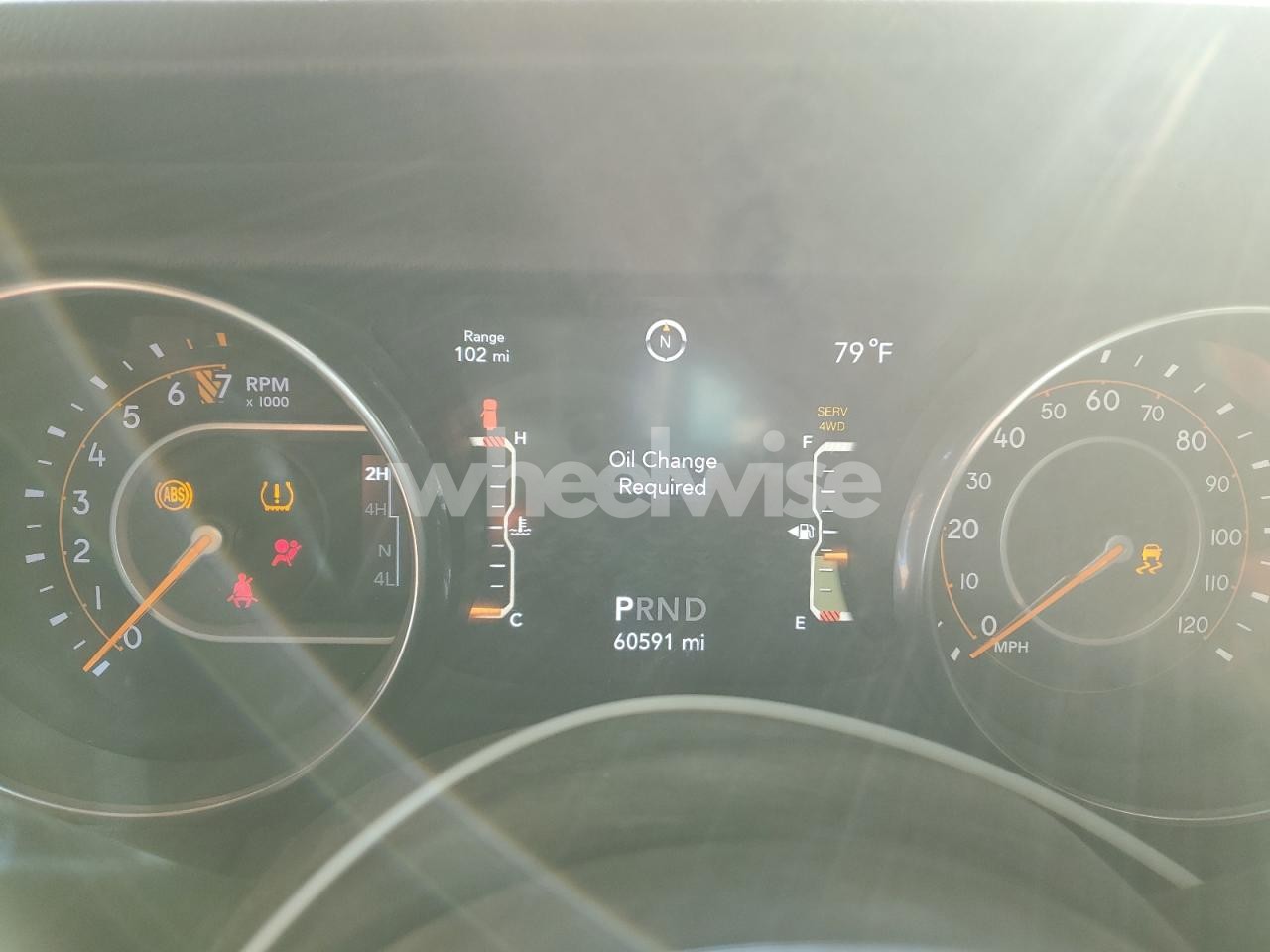 Photo 9 of 2018 JEEP WRANGLER UNLIMITED SAHARA (VIN 1C4HJXEG6JW320761)