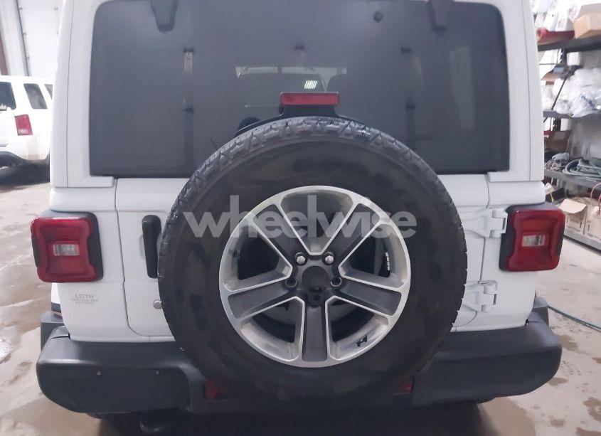 Photo 16 of 2020 Jeep Wrangler UNLIMITED SAHARA 4X4 (VIN 1C4HJXEG6LW140232)