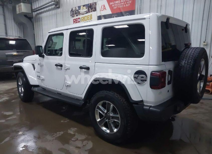 Photo 3 of 2020 Jeep Wrangler UNLIMITED SAHARA 4X4 (VIN 1C4HJXEG6LW140232)