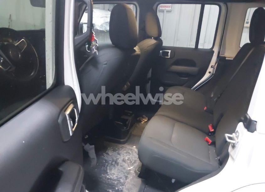 Photo 8 of 2020 Jeep Wrangler UNLIMITED SAHARA 4X4 (VIN 1C4HJXEG6LW140232)