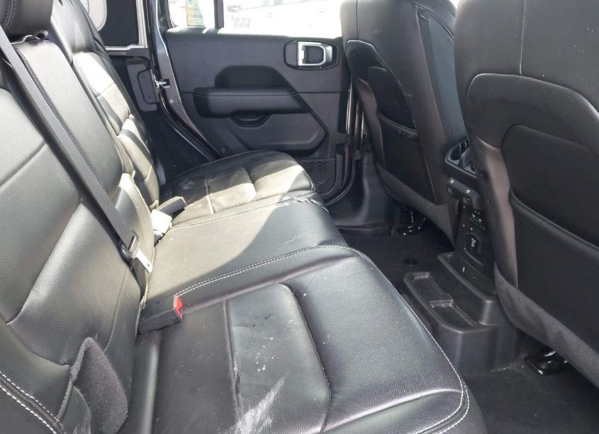 Photo 8 of 2021 Jeep Wrangler UNLIMITED SAHARA 4X4 (VIN 1C4HJXEG6MW502562)