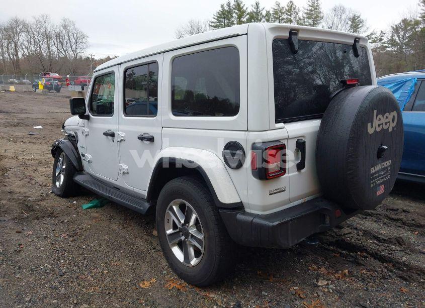 Photo 3 of 2021 Jeep Wrangler UNLIMITED SAHARA 4X4 (VIN 1C4HJXEG6MW751752)
