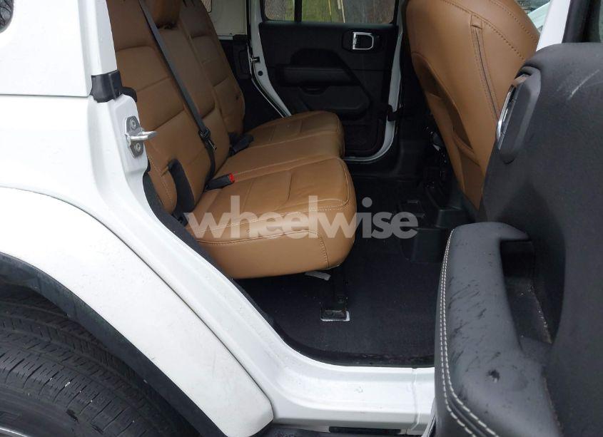 Photo 8 of 2021 Jeep Wrangler UNLIMITED SAHARA 4X4 (VIN 1C4HJXEG6MW751752)