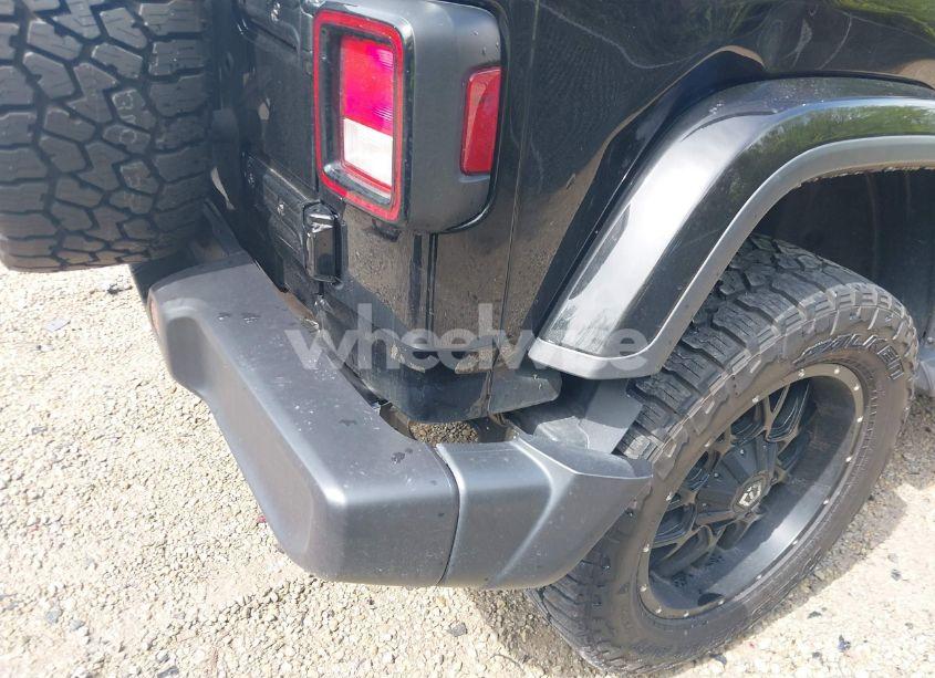 Photo 18 of 2022 Jeep Wrangler UNLIMITED SAHARA 4X4 (VIN 1C4HJXEG6NW195167)