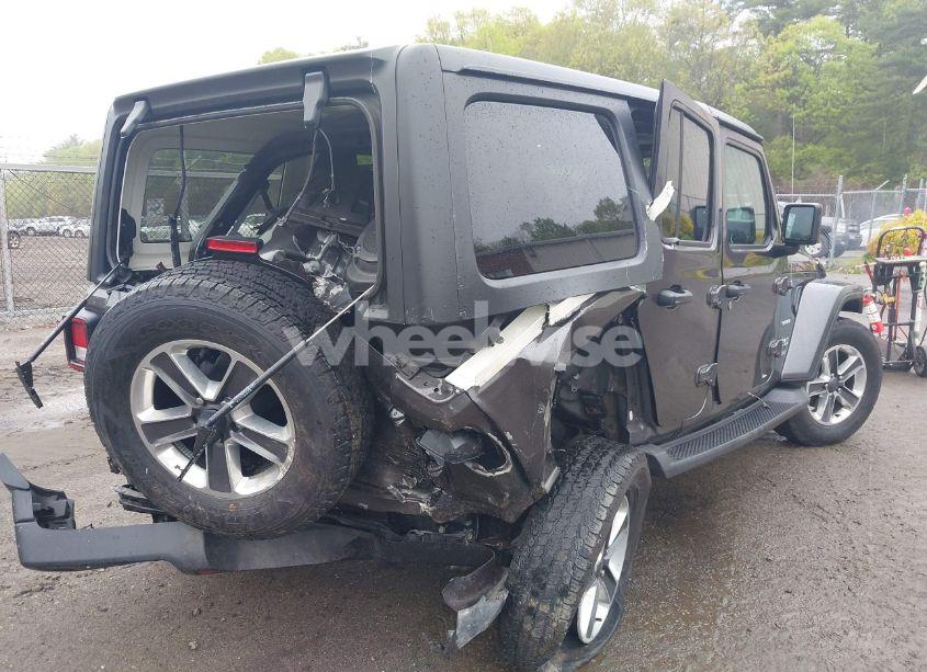 Photo 4 of 2022 Jeep Wrangler UNLIMITED SAHARA 4X4 (VIN 1C4HJXEG6NW267825)