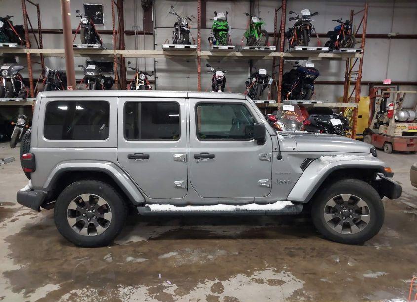 Photo 13 of 2018 Jeep Wrangler UNLIMITED SAHARA 4X4 (VIN 1C4HJXEG7JW170739)