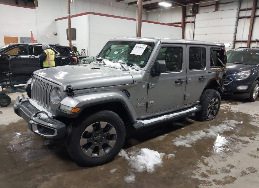Photo 2 of 2018 Jeep Wrangler UNLIMITED SAHARA 4X4 (VIN 1C4HJXEG7JW170739)