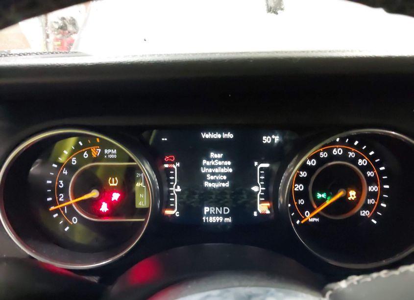 Photo 7 of 2018 Jeep Wrangler UNLIMITED SAHARA 4X4 (VIN 1C4HJXEG7JW170739)