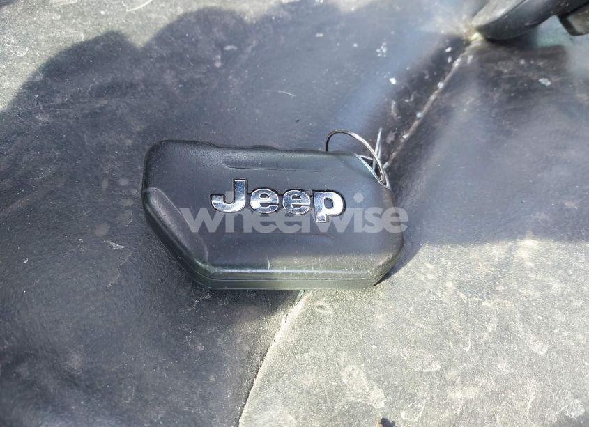 Photo 11 of 2018 Jeep Wrangler UNLIMITED SAHARA 4X4 (VIN 1C4HJXEG7JW186147)