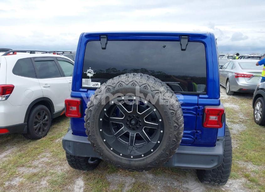 Photo 16 of 2019 Jeep Wrangler UNLIMITED SAHARA 4X4 (VIN 1C4HJXEG7KW633349)