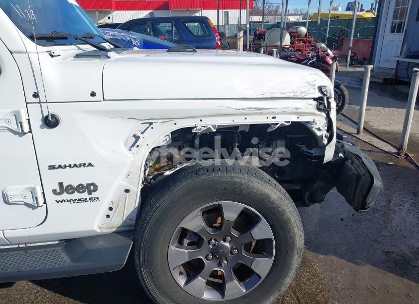 Photo 6 of 2020 Jeep Wrangler UNLIMITED SAHARA 4X4 (VIN 1C4HJXEG7LW196700)