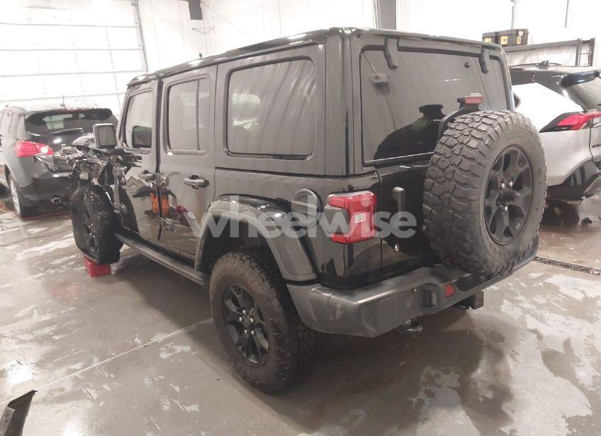 Photo 3 of 2019 Jeep Wrangler UNLIMITED MOAB 4X4 (VIN 1C4HJXEG8KW522356)