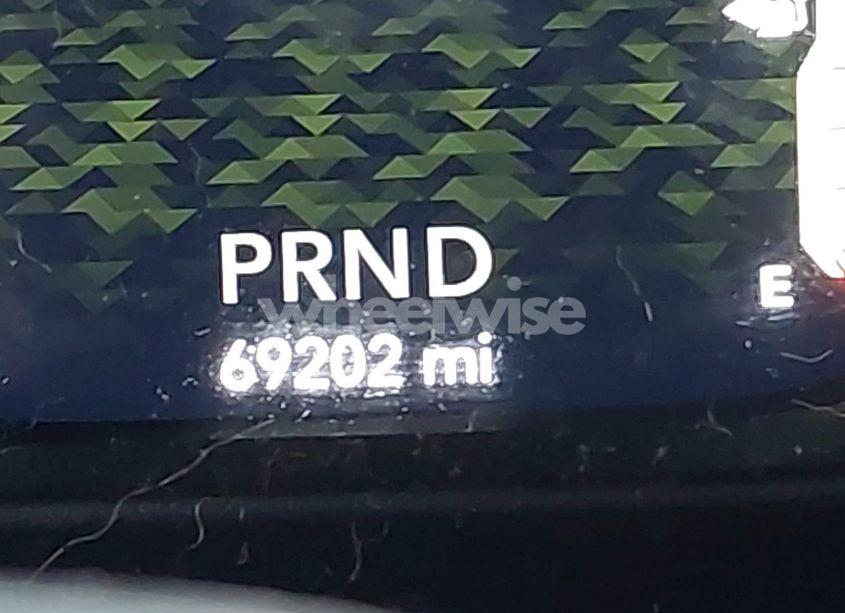 Photo 15 of 2019 Jeep Wrangler UNLIMITED SAHARA 4X4 (VIN 1C4HJXEG8KW533339)