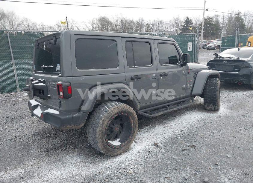Photo 4 of 2019 Jeep Wrangler UNLIMITED SAHARA 4X4 (VIN 1C4HJXEG8KW533339)